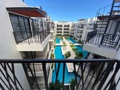 Apt with Private Terrace & Jacuzzi in Aldea Zama