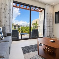 Práctico y Moderno Departamento para Tres