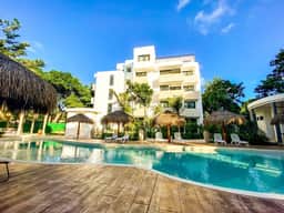 Excellent 2BR Family Home _Private Pool_Garden_BBQ - Image 3