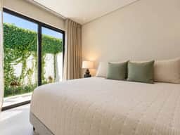 Oasis en Planta Baja con Cama King y Jardín - Image 4