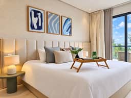 Diseño Exclusivo y Lujo Moderno en Porto Blu - Imagen 4