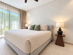 Oasis en Planta Baja con Cama King y Jardín - Image 3