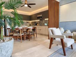 Spacious and Comfortable Apartment Near the Beach - Image 4