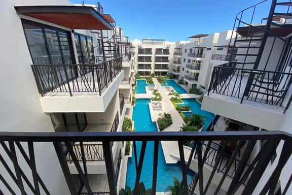 Apt with Private Terrace & Jacuzzi in Aldea Zama - Image 1