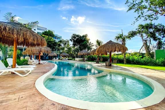 Excellent 2BR Family Home _Private Pool_Garden_BBQ - Image 1