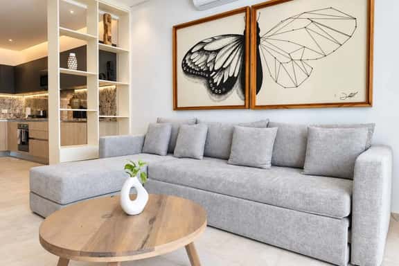 Oasis en Planta Baja con Cama King y Jardín - Image 1