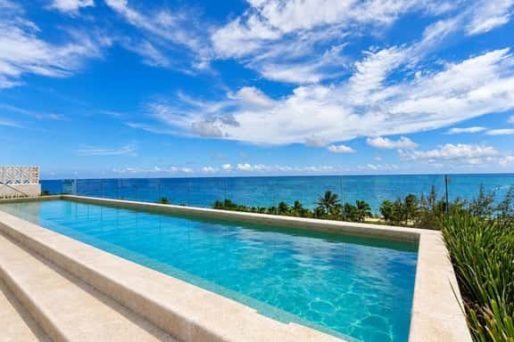 Family Oasis, Comfort & Style - Image 1