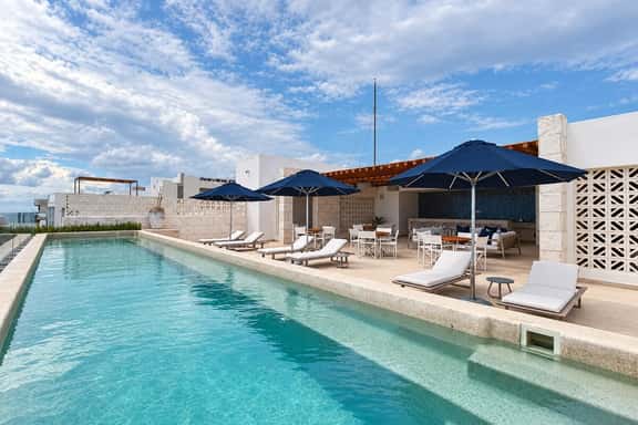 Spacious 1-Bedroom Apartment Near the Beach - Imagen 1