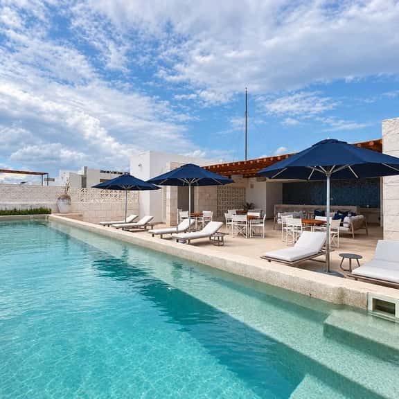 Elegant Porto Blu Apartment 106 - Image 1