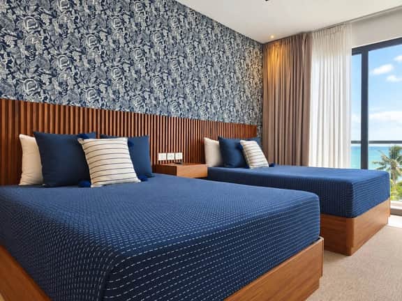 Penthouse Nutria: Doble Vista y Jacuzzi Privado - Image 5