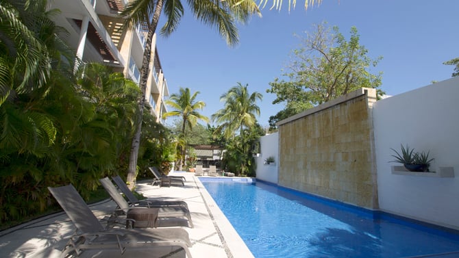Oasis 12 Condos